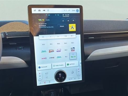 Used 2021 Ford Mustang Mach-E Premium image 19