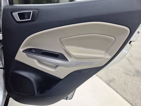 Used 2019 Ford EcoSport Titanium AWD/4WD image 24