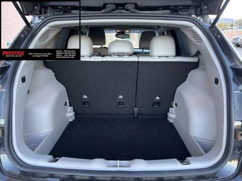 Used 2022 Jeep Compass Latitude image 16