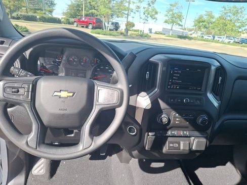 New 2026 Chevrolet Silverado 1500 Custom image 2