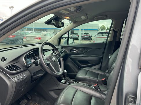 Used 2019 Buick Encore Essence w/ Safety Package II FWD image 9