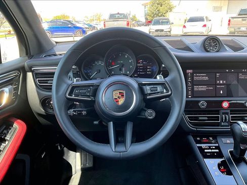Certified 2026 Porsche Macan Turbo AWD/4WD image 14