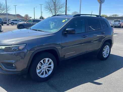 Used 2022 Jeep Cherokee Latitude Lux image 12