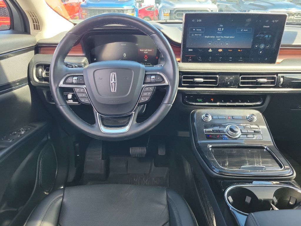 Certified 2023 Lincoln Nautilus Reserve AWD/4WD image 12