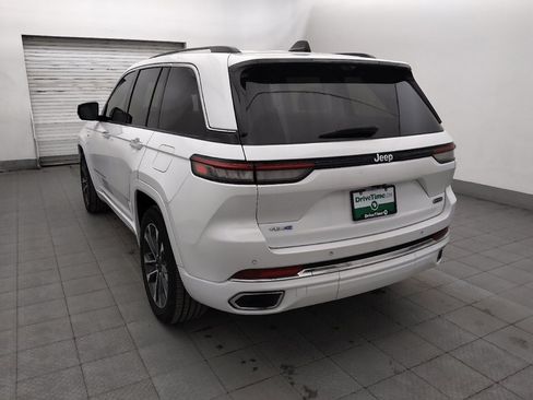 Used 2022 Jeep Grand Cherokee Overland w/ Advanced Protech Group III AWD/4WD image 5
