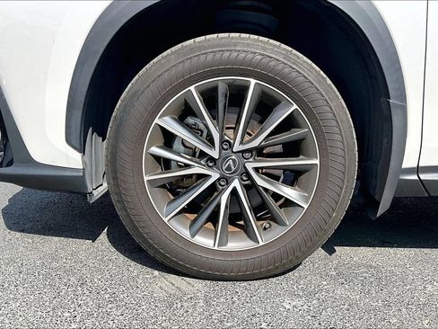 Used 2025 Lexus NX 250 FWD w/ Accessory Package (2T) image 2