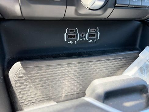 Used 2021 RAM 1500 Big Horn RWD image 20