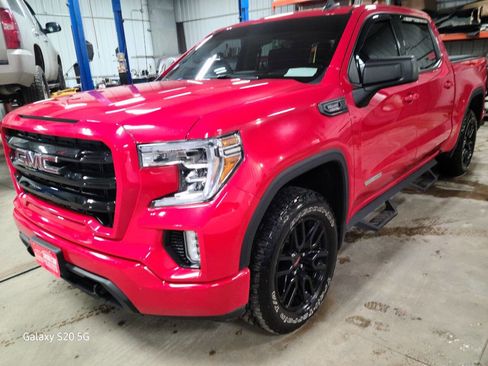 Used 2020 GMC Sierra 1500 Elevation w/ Elevation Value Package image 4