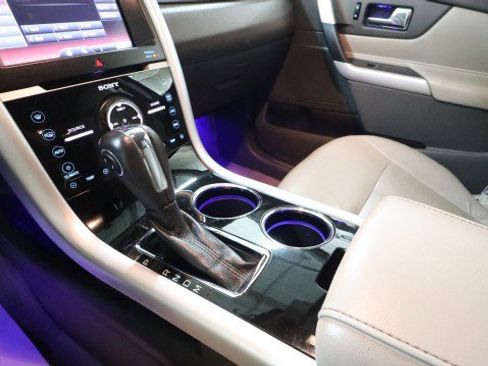 Used 2011 Ford Edge Limited w/ Vision Pkg image 17