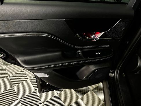 Used 2024 Lincoln Corsair Grand Touring image 24