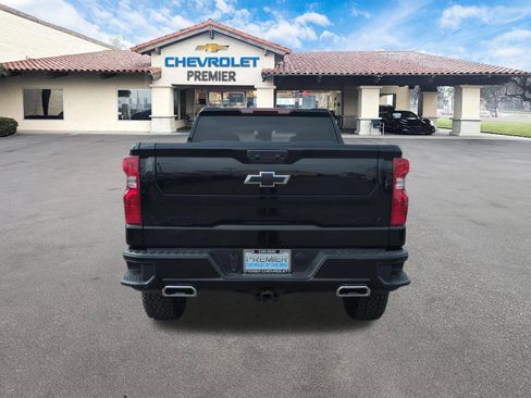 New 2026 Chevrolet Silverado 1500 Custom Trail Boss w/ LPO, Dark Essentials Package AWD/4WD image 7