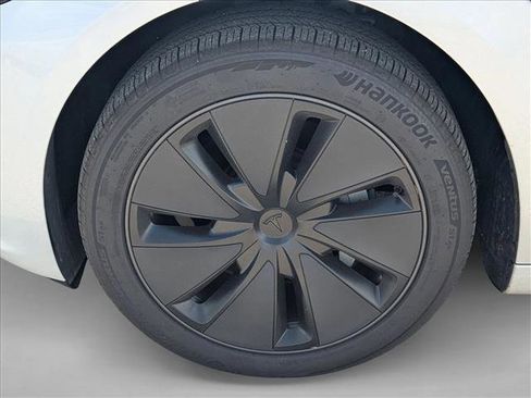 Used 2025 Tesla Model 3 Long Range RWD image 10