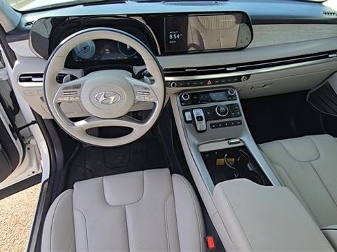 Used 2024 Hyundai Palisade Calligraphy image 19