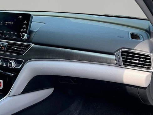 Used 2019 Honda Accord LX image 20