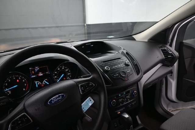 Used 2017 Ford Escape SE AWD/4WD image 34