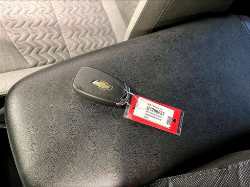 Used 2024 Chevrolet Equinox LT image 30