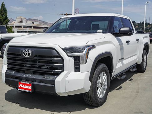 New 2026 Toyota Tundra SR5 RWD image 3