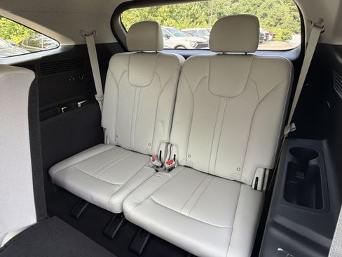 New 2026 Kia Sorento S FWD image 29