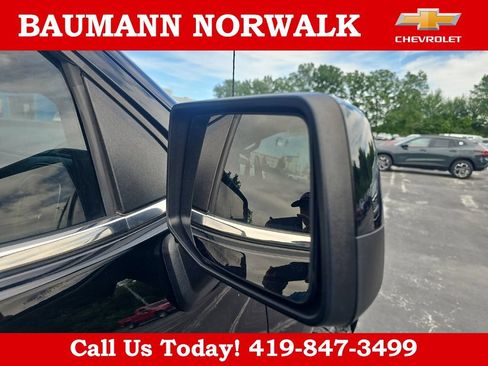 Used 2021 Chevrolet Silverado 1500 High Country w/ Technology Package AWD/4WD image 21