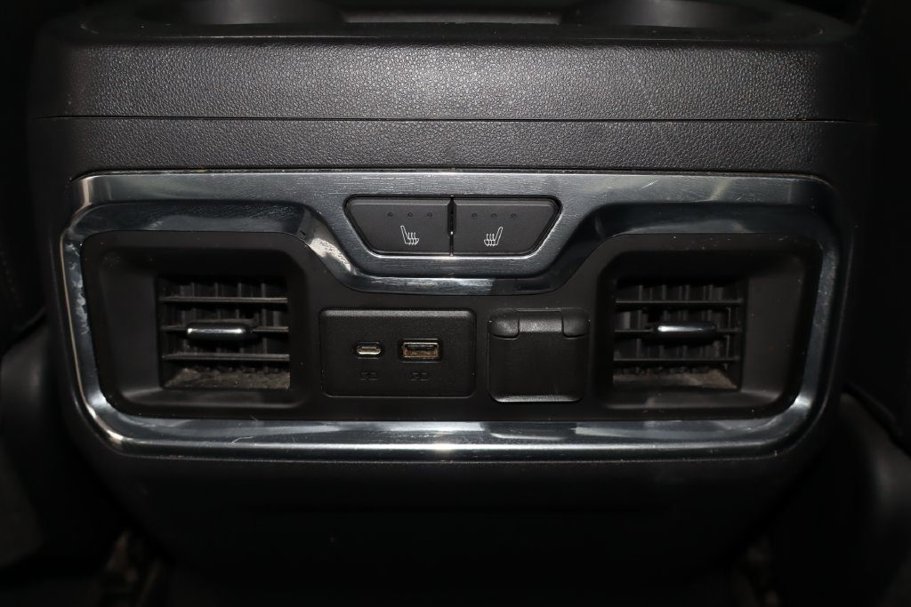 Used 2019 GMC Sierra 1500 SLT w/ SLT Premium Plus Package AWD/4WD image 41