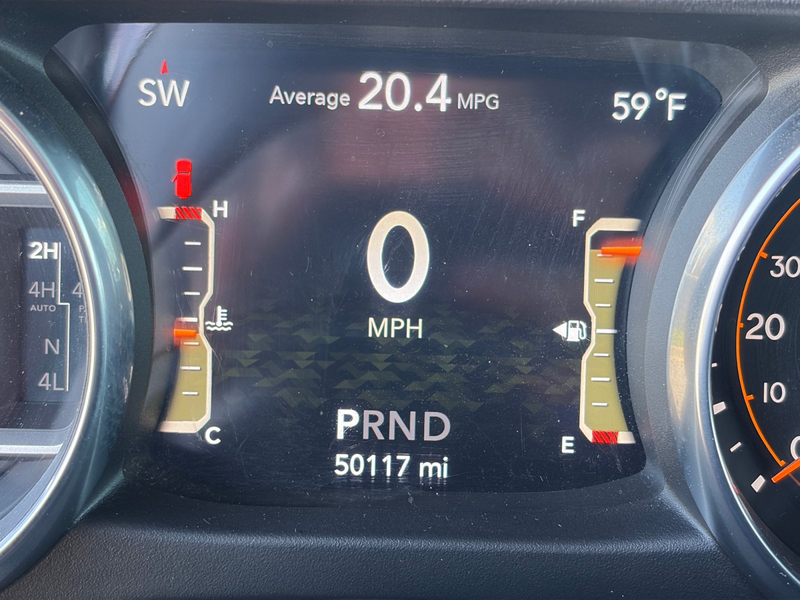 Used 2019 Jeep Wrangler Unlimited Sahara w/ Dual Top Group AWD/4WD image 17
