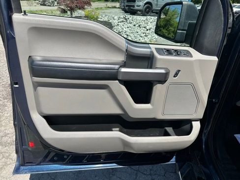 Used 2020 Ford F150 XLT w/ Equipment Group 302A Luxury AWD/4WD image 24