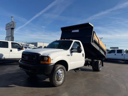 Used 1999 Ford F450 XL image 2