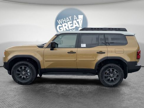 New 2026 Toyota Land Cruiser Base image 7