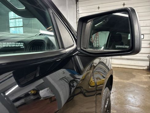 Used 2024 Chevrolet Silverado 1500 Custom image 11