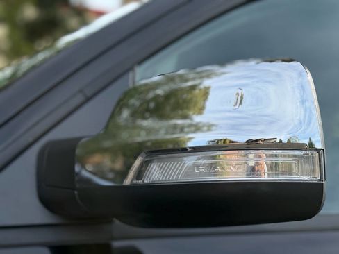 Used 2022 RAM 1500 Laramie image 22