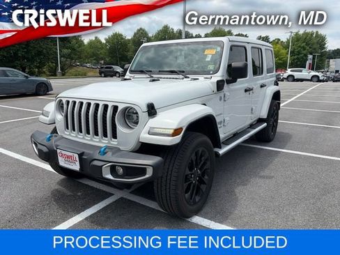 Used 2022 Jeep Wrangler Unlimited Sahara w/ Cold Weather Group AWD/4WD image 1