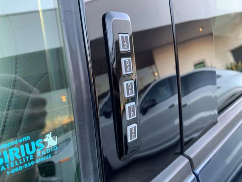 Used 2015 Ford F150 XLT w/ Equipment Group 302A Luxury image 27