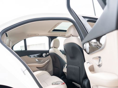 Used 2021 Mercedes-Benz C 300 Sedan w/ Premium Package image 15
