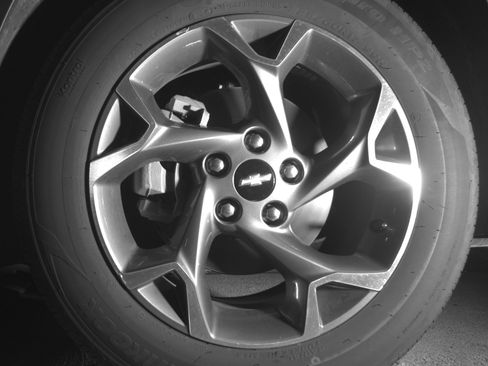 Used 2025 Chevrolet Trax LT w/ LT Convenience Package image 12