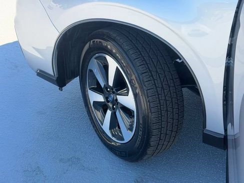 Used 2017 Subaru Forester 2.5i w/ Alloy Wheel Package AWD/4WD image 23