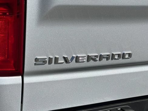 Used 2021 Chevrolet Silverado 1500 LT Trail Boss AWD/4WD image 26
