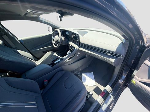 New 2026 Hyundai Elantra Sport FWD image 21
