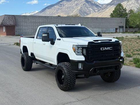 Used 2023 GMC Sierra 3500 SLT w/ SLT Premium Package AWD/4WD image 2