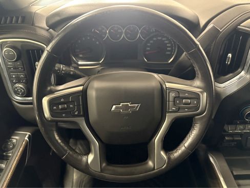 Used 2021 Chevrolet Silverado 1500 LT Trail Boss w/ Convenience Package II AWD/4WD image 18