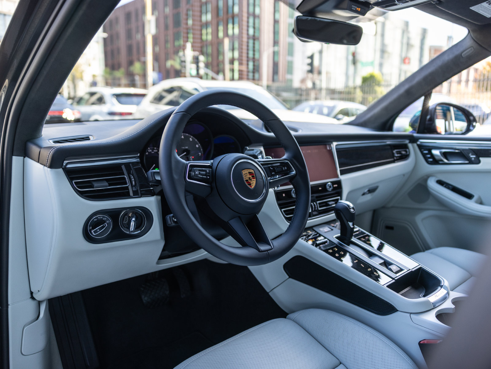 Certified 2026 Porsche Macan S AWD/4WD image 37