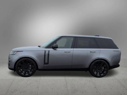 New 2026 Land Rover Range Rover SE AWD/4WD image 3
