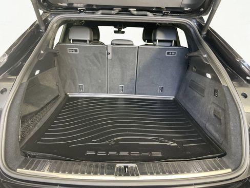 Used 2021 Porsche Cayenne GTS image 26