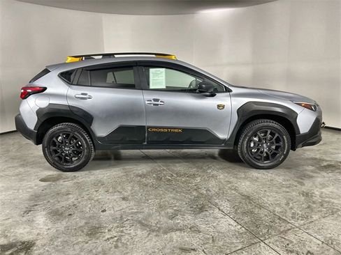 Used 2024 Subaru Crosstrek 2.5i Wilderness w/ Crosstrek Mirror Package image 9