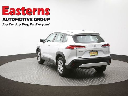 Used 2024 Toyota Corolla Cross L AWD/4WD image 64