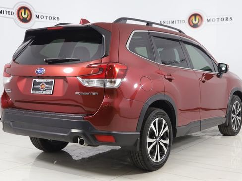Used 2021 Subaru Forester Limited image 3