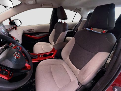 Used 2020 Toyota Corolla LE w/ Carpet Mat Package (TMS) FWD image 12