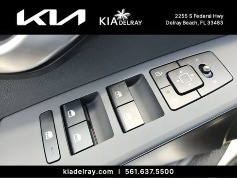 New 2026 Kia Niro LX FWD image 17