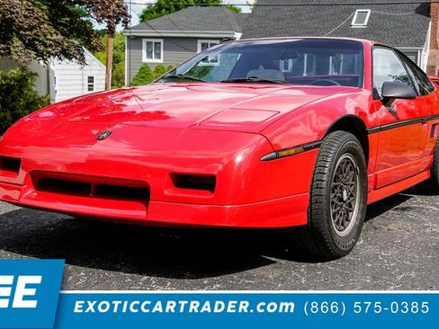 Used 1988 Pontiac Fiero GT RWD image 1