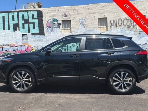 Certified 2023 Toyota Corolla Cross XLE w/ Convenience Package FWD image 8