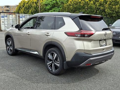 Certified 2023 Nissan Rogue SL w/ SL Premium Package AWD/4WD image 4